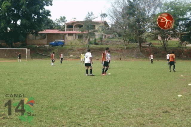 Incentivan la práctica del futbol.