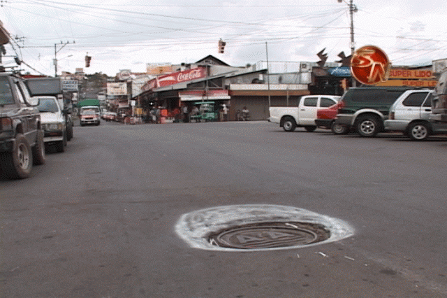 Esta es una de las tapas. Esta es una de las tapas.