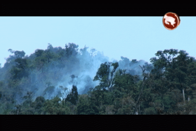 Continúa el incendio. Continúa el incendio.