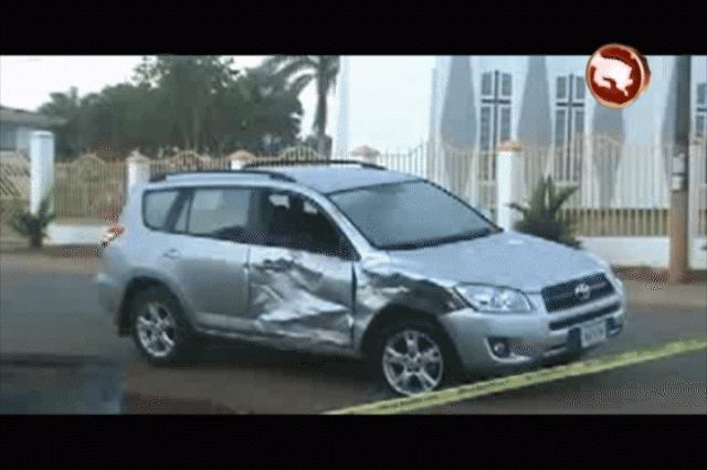 Así quedó el vehículo. Así quedó el vehículo.