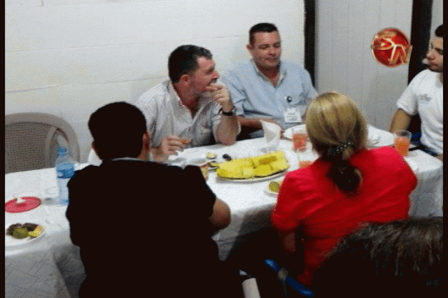 Se reunieron representantes. Se reunieron representantes.