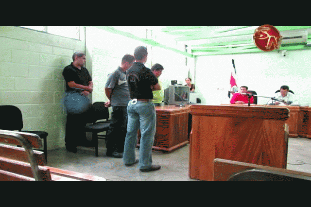 Condenados 15 años cada uno. Condenados 15 años cada uno.