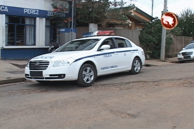 La Fuerza Pública dará el curso. La Fuerza Pública dará el curso.