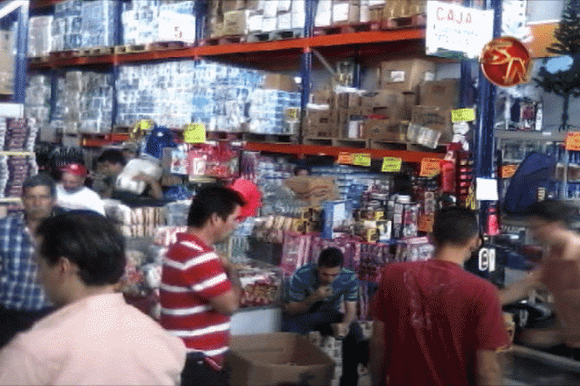 Hicieron la primera feria comercial. Hicieron la primera feria comercial.