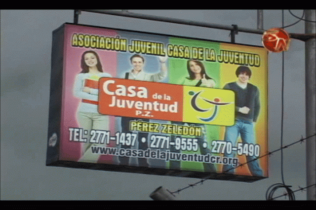 La Casa de la Juventud. La Casa de la Juventud.