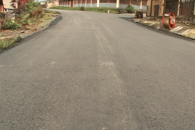 Ya repararon la calle. Ya repararon la calle.