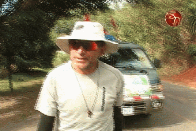 Sigue su recorrido. Sigue su recorrido.