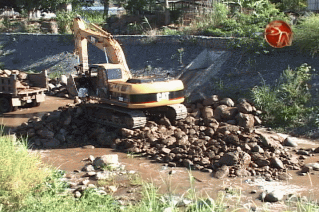 Se realizan los trabajos. Se realizan los trabajos.