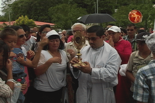 La reliquia está ahora en el Santuario. La reliquia está ahora en el Santuario.