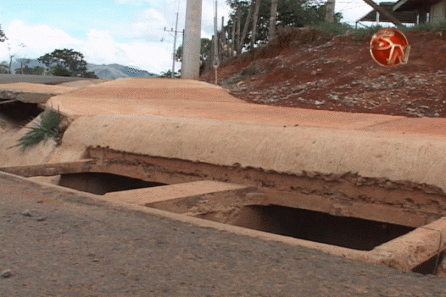 Se han robado varias parrillas. Se han robado varias parrillas.