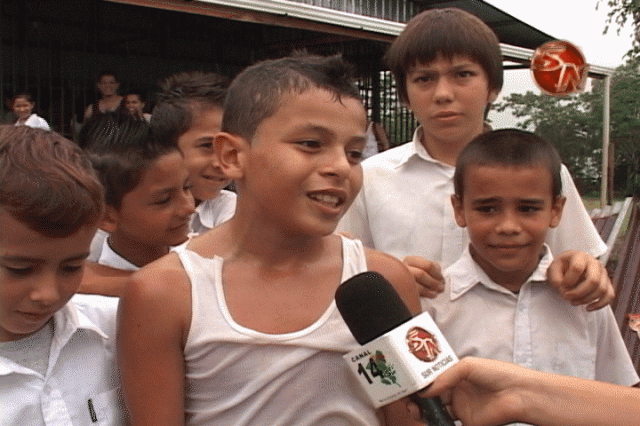 Niños participaron de recolección. Niños participaron de recolección.