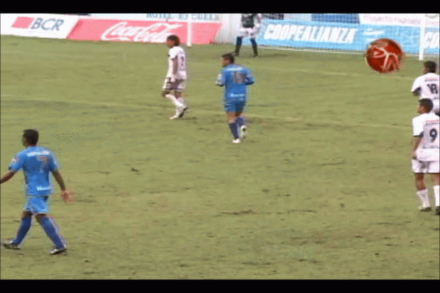 Juega en casa. Juega en casa.