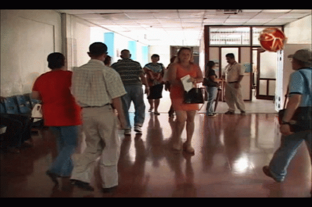 Darán una charla. Darán una charla.