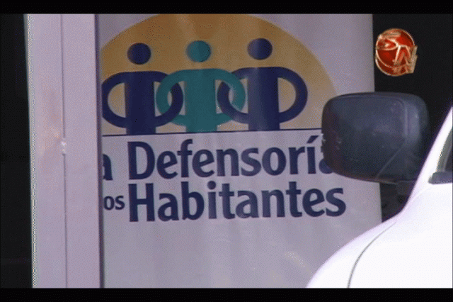 Acuden a la Defensoría de los Habitantes. Acuden a la Defensoría de los Habitantes.