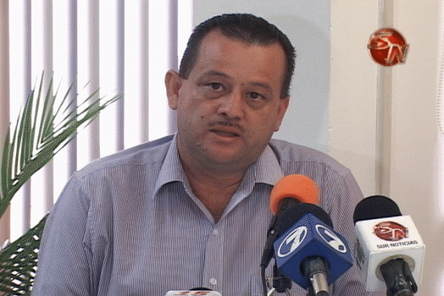 Gustavo Arias, diputado. Gustavo Arias, diputado.