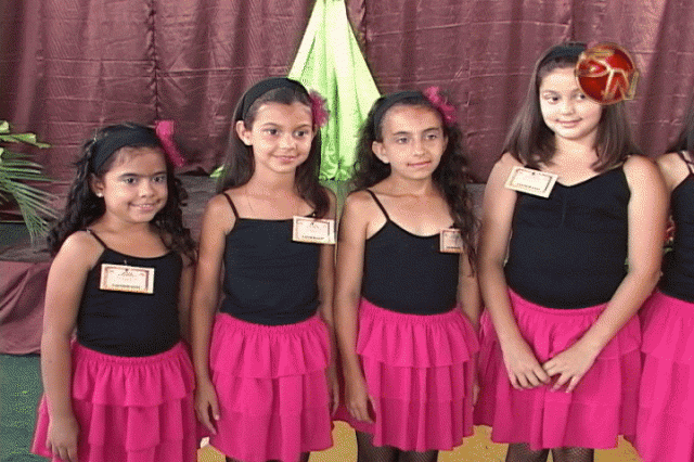 Estudiantes en el FEA circuital. Estudiantes en el FEA circuital.