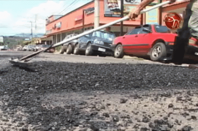 Bachearon algunas calles. Bachearon algunas calles.