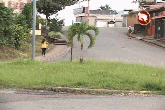 Esta es la rotonda. Esta es la rotonda.