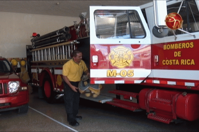 Ahora hay más personal. Ahora hay más personal.