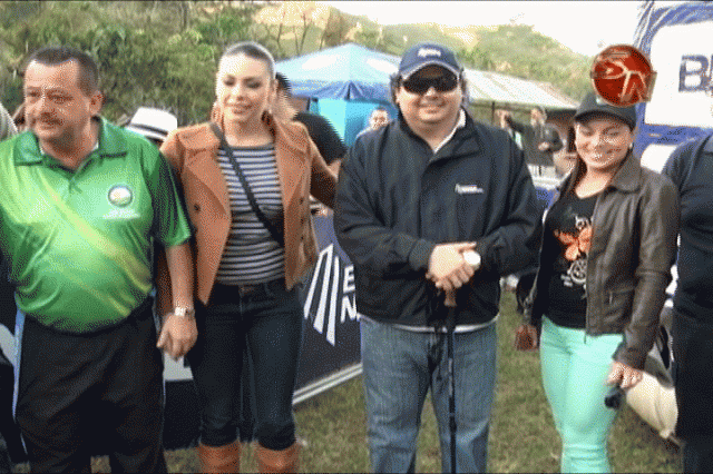 Jeison Arguedas, acompañado. Jeison Arguedas, acompañado.