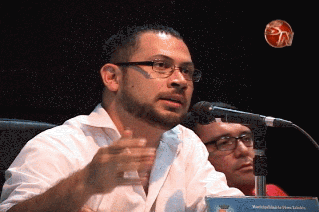 David Araya, regidor. David Araya, regidor.