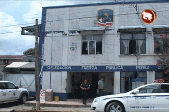 Intentaron asaltar a un joven. Intentaron asaltar a un joven.