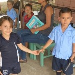 Celebración del Día de Juan Santamaría, en la Escuela Los Reyes, Pérez Zeledón.