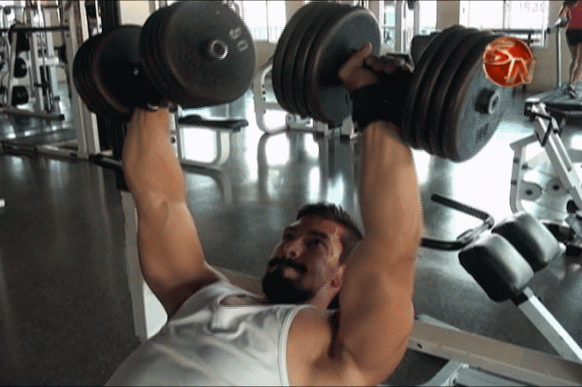 Tonny Mena, deportista. Tonny Mena, deportista.