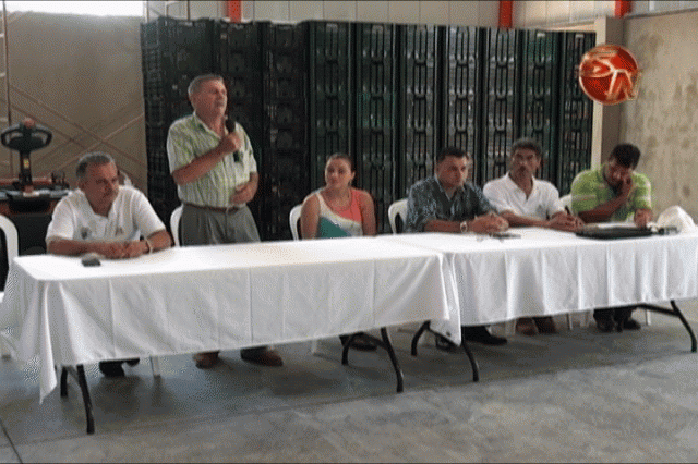 Participantes. Participantes.