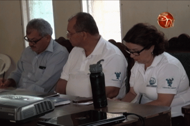 Se reunieron en Casa Sinaí. Se reunieron en Casa Sinaí.