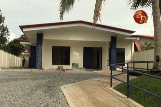 Nuevo edificio.  Nuevo edificio.