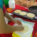 Feria de comidas tradicionales en el Liceo Sinaí