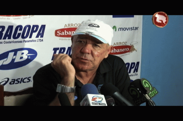 Mario Carreras, entrenador. Mario Carreras, entrenador.