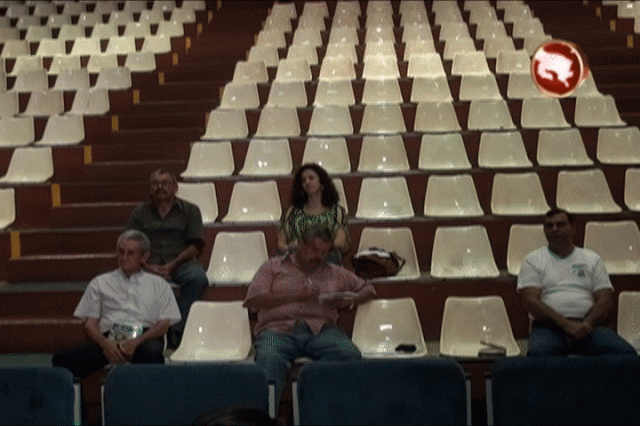 Poca asistencia. Poca asistencia.