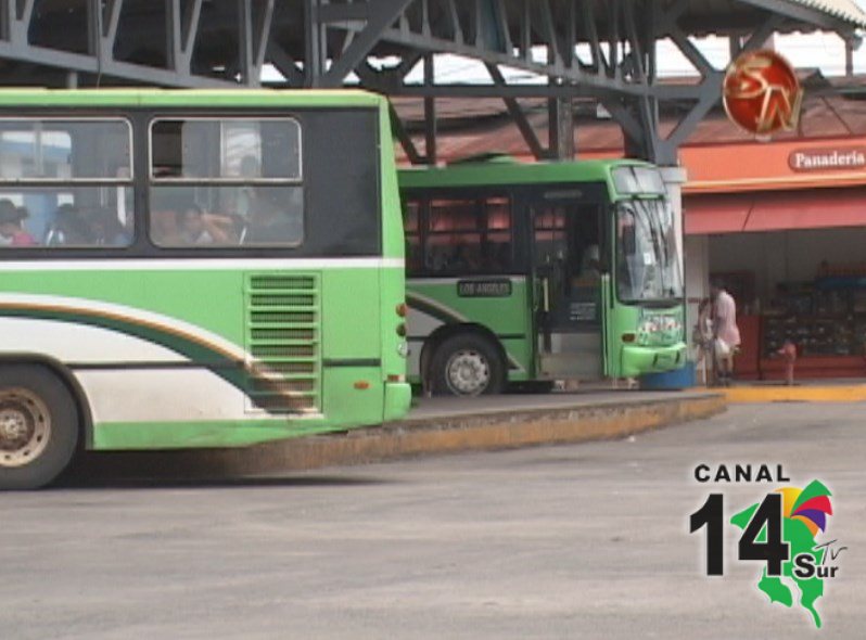 A partir de enero todos los autobuses deben garantizar su accesibilidad a personas con discapacidad