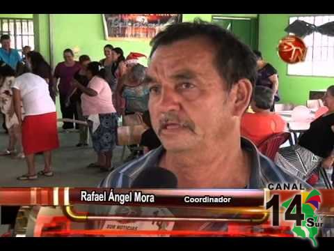 Baile, regalos y diversión hubo en la Fiesta Navideña para los adultos mayores de Lomas de Cocorí