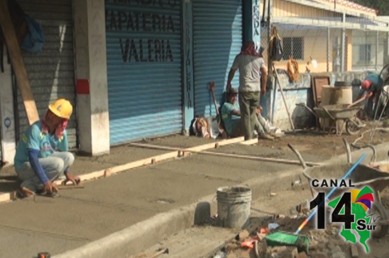 Comerciantes generaleños están molestos por bajas en las ventas tras construcción de acera