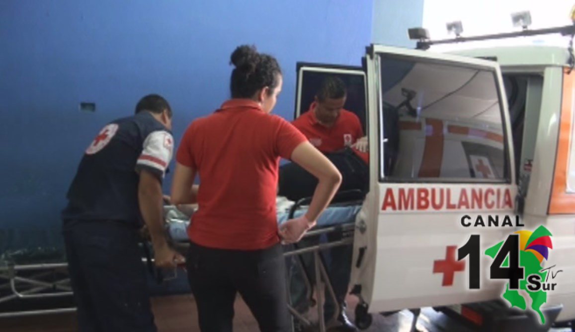 Seis personas heridas tras colisión frontal en El Alto de San Juan