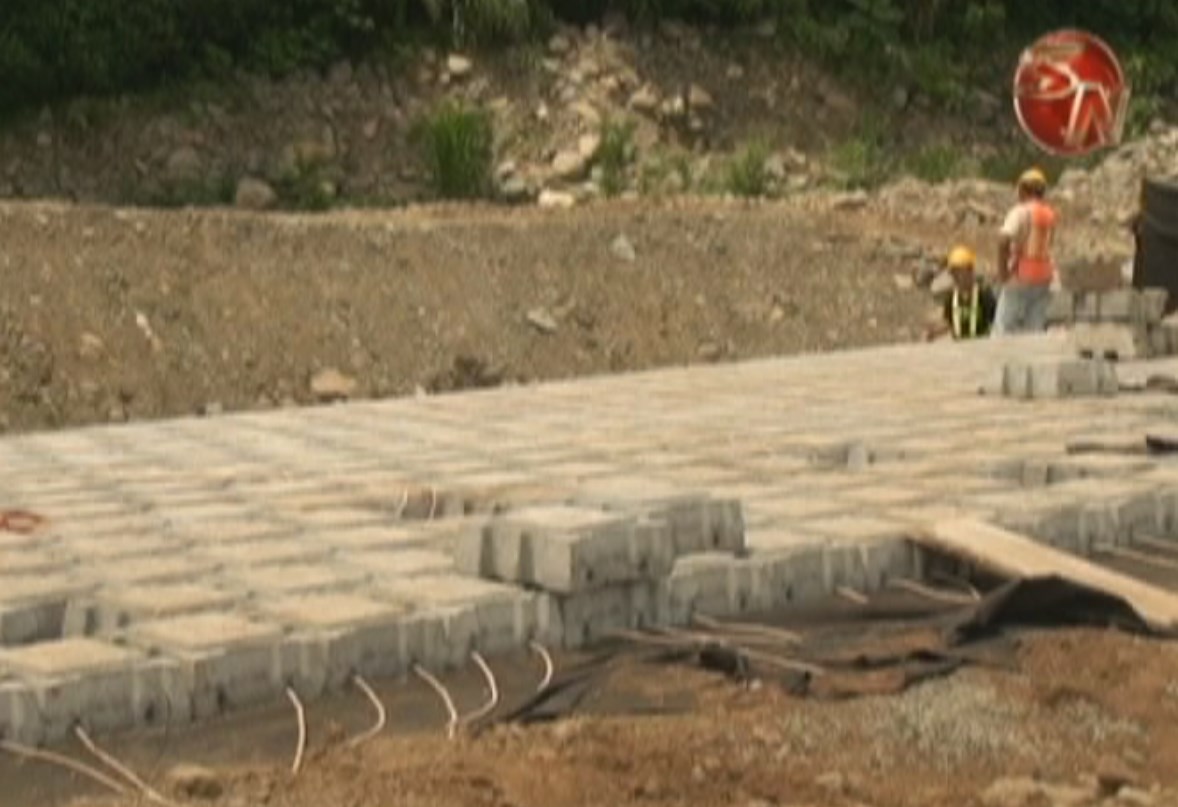 A inicios de julio se espera la conclusión del muro de protección de la Laguna de Oxidación