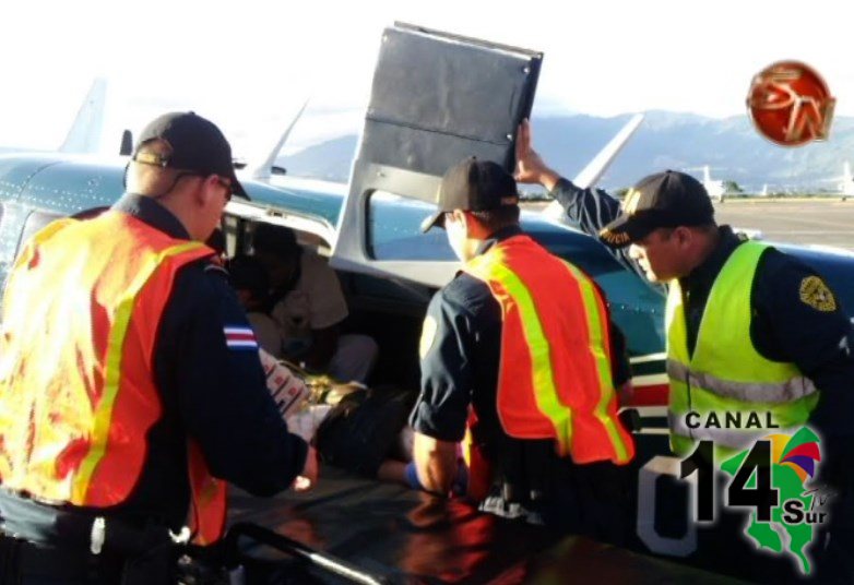 Servicio de Vigilancia Aérea traslada  a joven de Coto 47