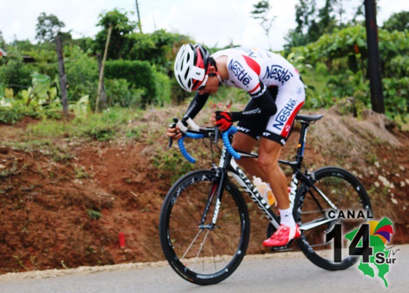 Jorge Castro y Kevin Rivera ganaron la etapa del viernes en la Vuelta de la Juventud