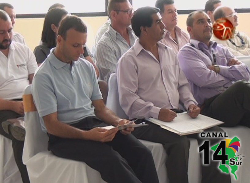 Educadores en Pérez Zeledón coincidieron en importancia de luchar por sus derechos