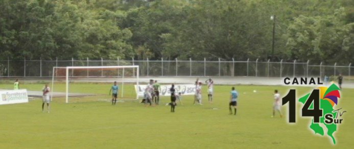 As Puma dejó escapar tres puntos en casa contra Barrio México