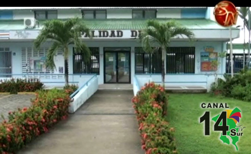 Municipalidad de Osa dona instrumentos musicales a 22 escuelas del cantón    