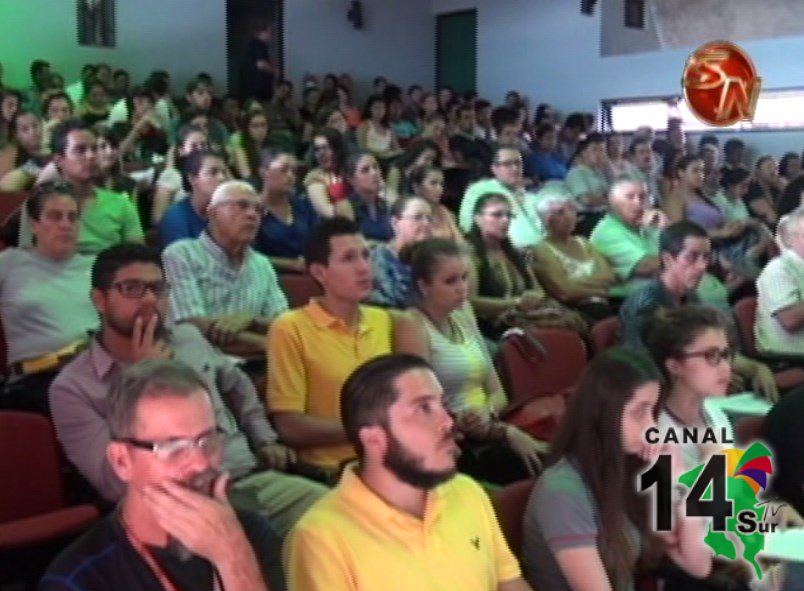 Aseuna realiza debate con candidatos a alcaldes en Pérez Zeledón para informar a estudiantes