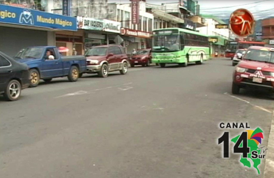 La Policía de Tránsito sancionará vehículos mal estacionados en este viernes negro