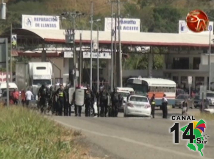 Ministro de Seguridad compareció ante diputados por actos en puente sobre el río Térraba