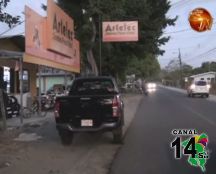 Encapuchados asaltan tienda  Artelec en Ciudad Cortés