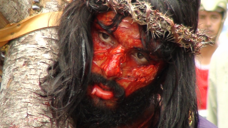 Fotos | Procesión del Santo Vía Crucis en Pérez Zeledón