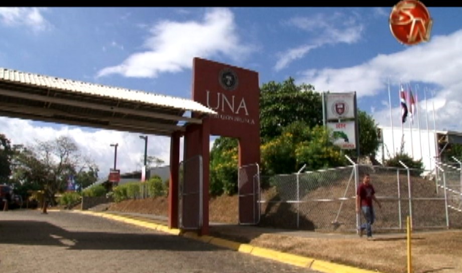 Universidad Nacional desmiente que esté otorgando becas